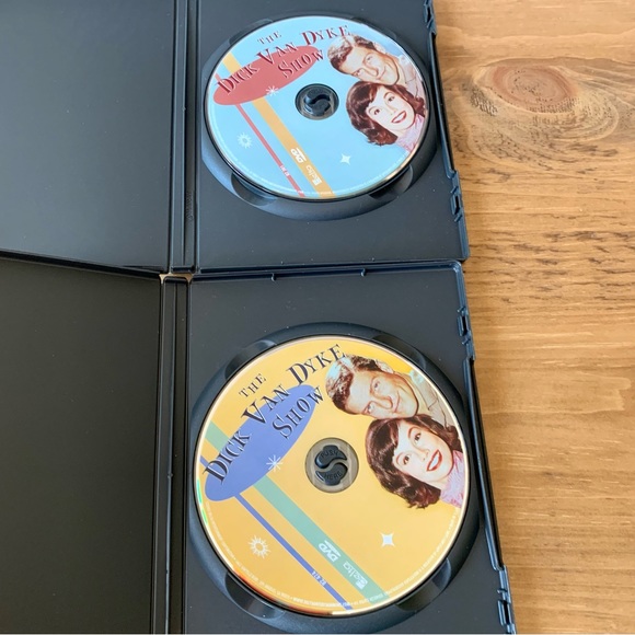 The Dick Van Dyke Show 2 DVD Set - Picture 6 of 6